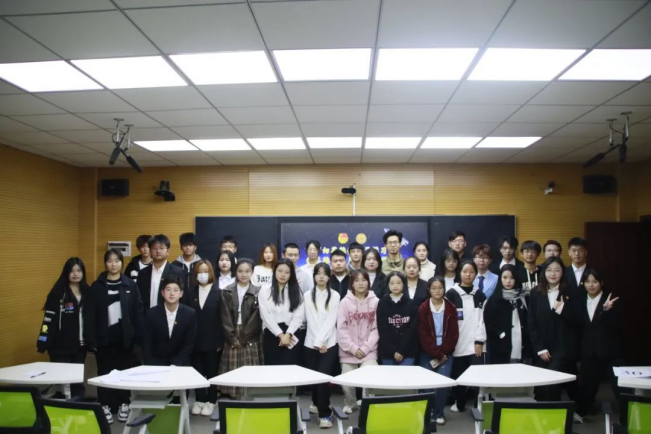 “向英雄航天员学习，向英雄航天员邓清明学习”主题系列演讲比赛总决赛圆满落幕！
