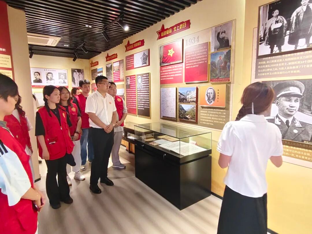 图片2.png 图片2.png