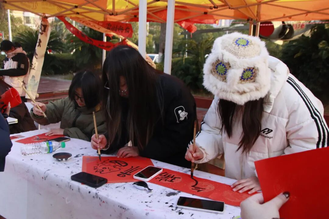 图片33.png 图片33.png